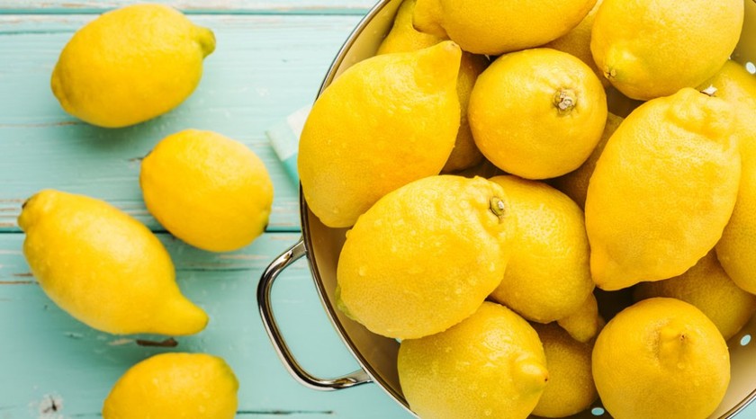 So Easy! How to Make Edible Flower Cookies Using Edible Flowers ♡にて紹介している画像