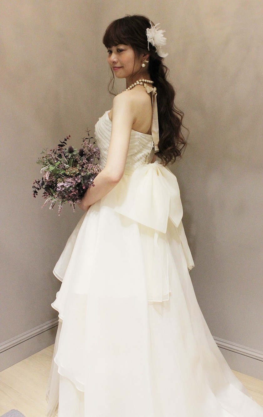 花嫁スタイルの参考にしたい♡【ドレスと髪型の組み合わせ】はどうやったら可愛くなるの？にて紹介している画像