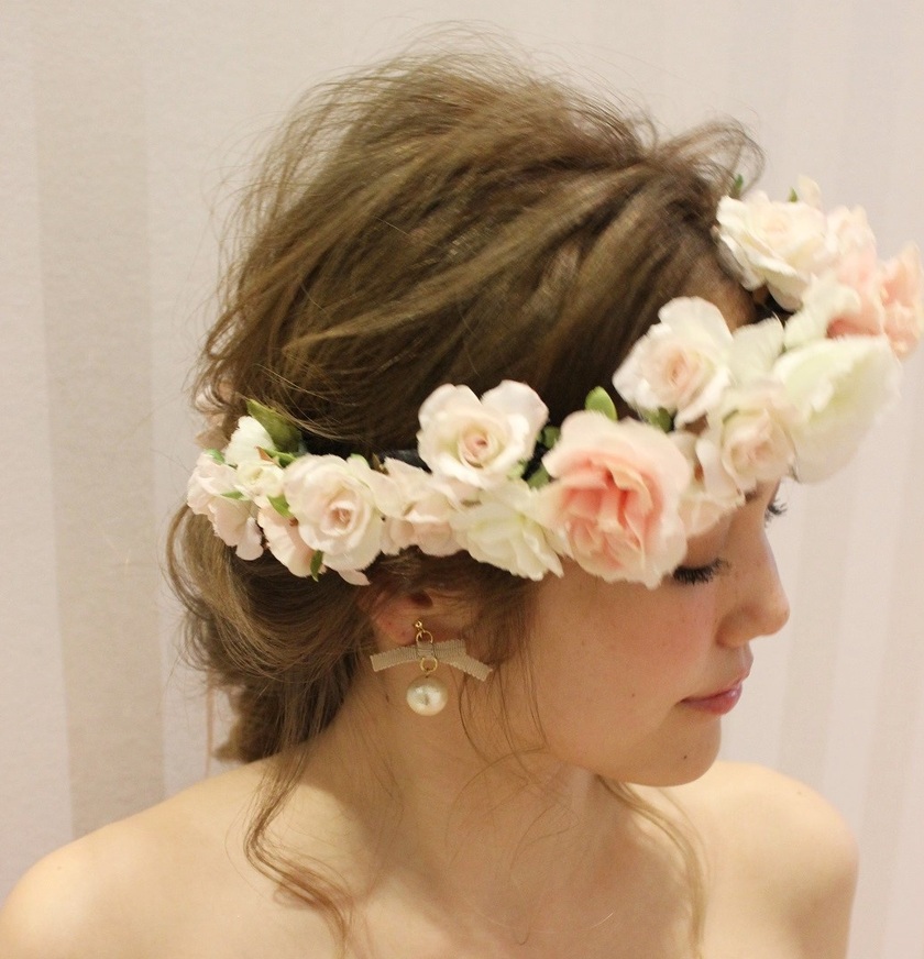 花嫁スタイルの参考にしたい♡【ドレスと髪型の組み合わせ】はどうやったら可愛くなるの？にて紹介している画像