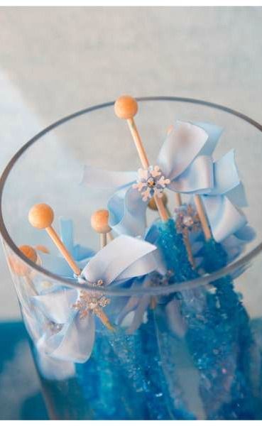 Frozen-Inspired Wedding: A Collection of Beautiful Ideas♡にて紹介している画像