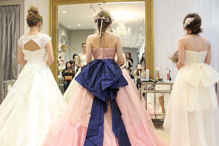 gendaiさんが教える♡後悔しない『理想の花嫁ヘア』を叶える為に覚えておきたい5つのオーダーリスト＊にて紹介している画像