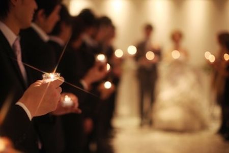 "Have You Heard of 'Magic Candles' That Change Colors? Make Your Candle Relay Even Cuter! ♡"にて紹介している画像