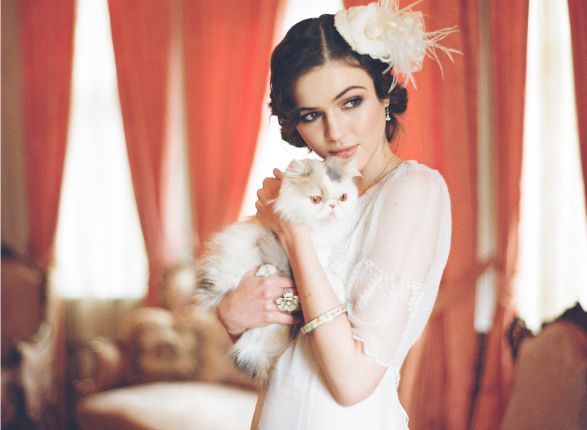 Adorable Expressions: A Cat's Wedding Photo ♡にて紹介している画像