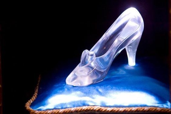 What Kind of Proposal Do You Dream Of? ♡ 4 Scenarios for the Ideal Proposal Every Romantic Desires＊にて紹介している画像