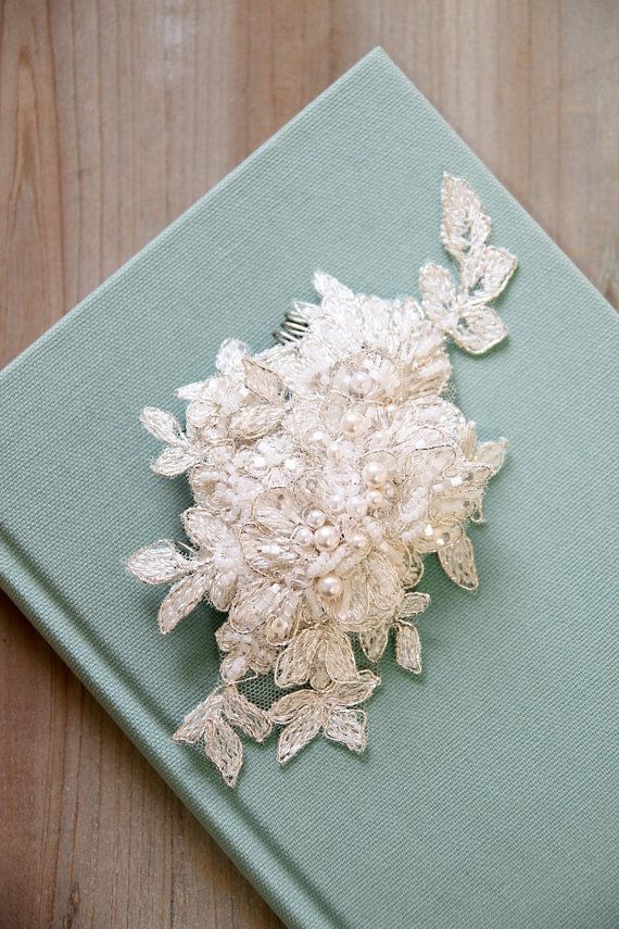 Classical and Elegant ♡ Elevate Your Style with "Bonnets" Head Accessories ♡にて紹介している画像