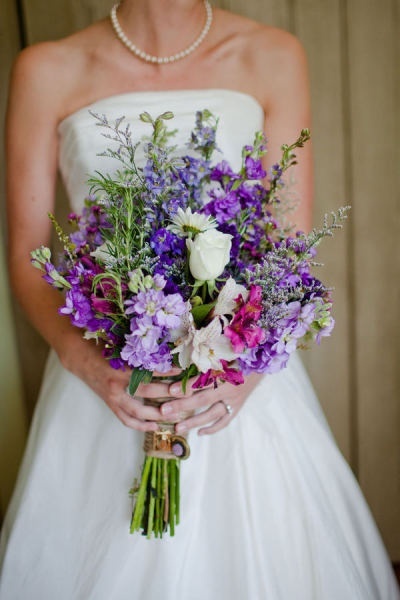 Romantic "Wildflower-style" Bouquet That Looks Like It's Picked from the Fields♡にて紹介している画像