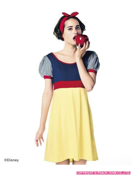 Perfect for a Cozy Home Date ♩ Experience Princess Dreams with Peach John x Disney Loungewear!にて紹介している画像