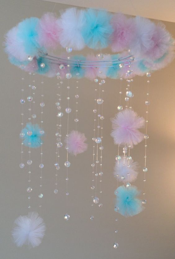 チュール一枚あるだけで、使い道はさまざま♡ふわふわチュールで作りたいウェディング小物8選♡にて紹介している画像