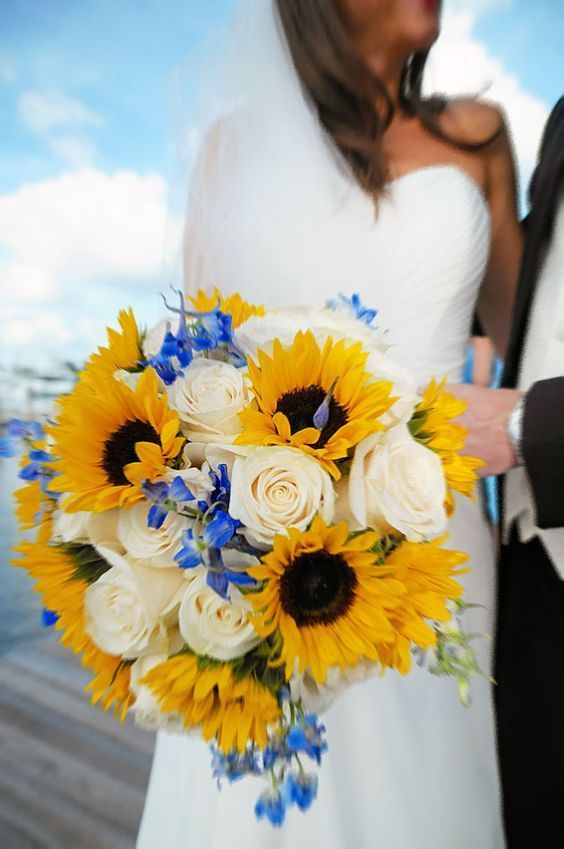 I Will Only Gaze at You ♡ How About a Sunflower Bouquet for the Upcoming Season?にて紹介している画像