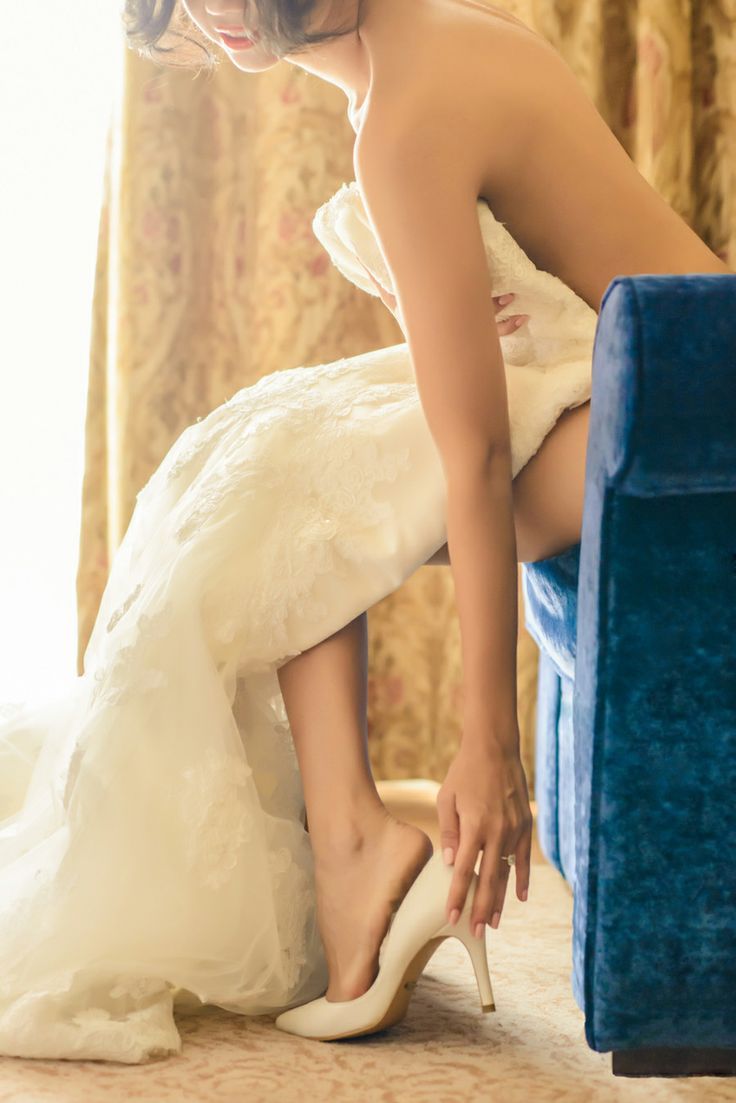 "I Want to Feel Romantic Even Under My Dress ♡ Heart-Fluttering Bride's Lingerie Look"にて紹介している画像