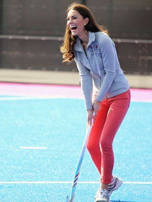 The New Princess of the UK: Catherine's Bride Look is Adorably Transformative♡にて紹介している画像