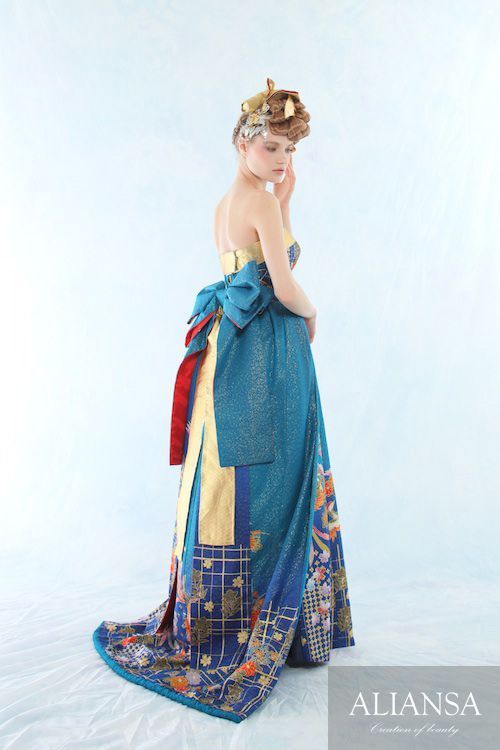 良いとこどりの和×洋♡ちょっと気になる、華やか『和柄ドレス』で斬新なお色直しはいかが？にて紹介している画像