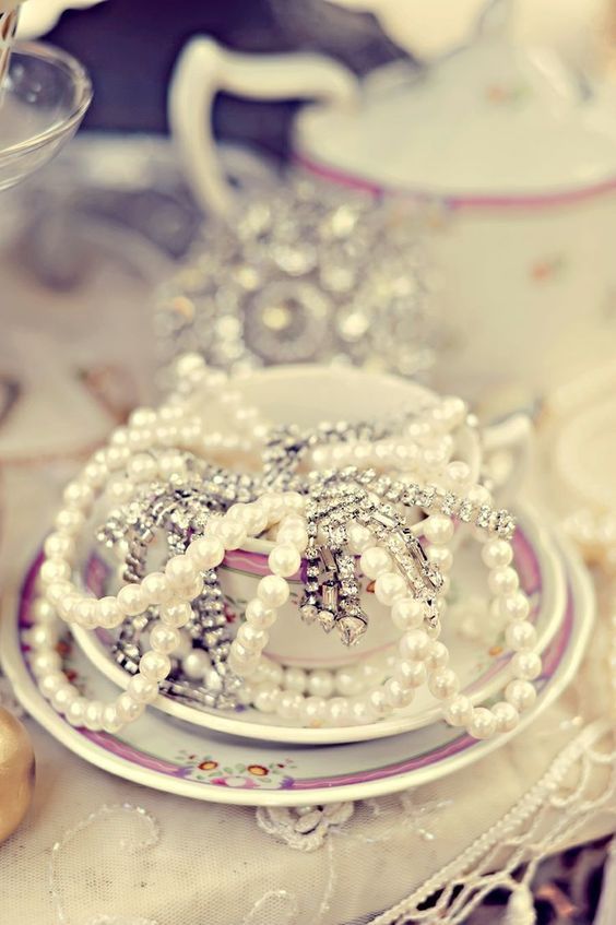 女性の魅力を引き出す魔法の石♡身につけるだけで上品になれる〔真珠ネックレス〕のコーデまとめ＊にて紹介している画像