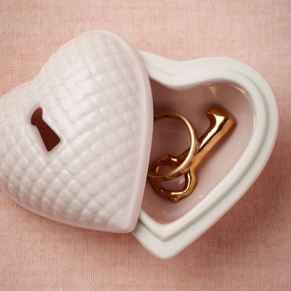 "I Want to Store My Favorite Rings Cutely: A Stylish Ring Box Collection ♡"にて紹介している画像