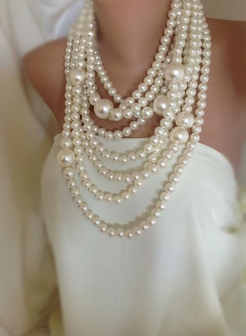 女性の魅力を引き出す魔法の石♡身につけるだけで上品になれる〔真珠ネックレス〕のコーデまとめ＊にて紹介している画像