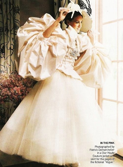 Girls Around the World Fall in Love: A Complete Breakdown of Carrie’s Legendary Wedding in Sex and the City!にて紹介している画像