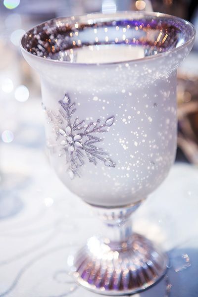 Frozen-Inspired Wedding: A Collection of Beautiful Ideas♡にて紹介している画像