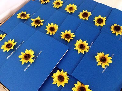 夏季最适合使用的“向日葵”主题婚礼用品特辑♡使用应季花卉✳︎にて紹介している画像