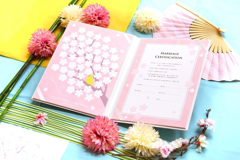 "Brides Who Don't Know About 'Varbe' Are Missing Out on Chic Overseas-Inspired Wedding Accessories!"にて紹介している画像