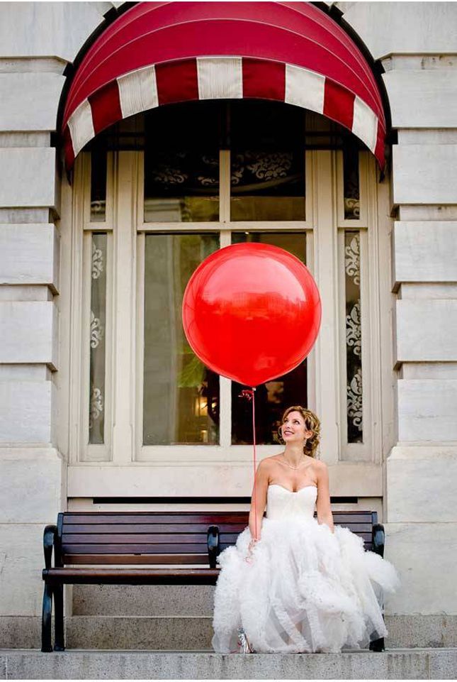 Colorful and Adorable: A Joyful Wedding with Skillful Balloon Art!にて紹介している画像