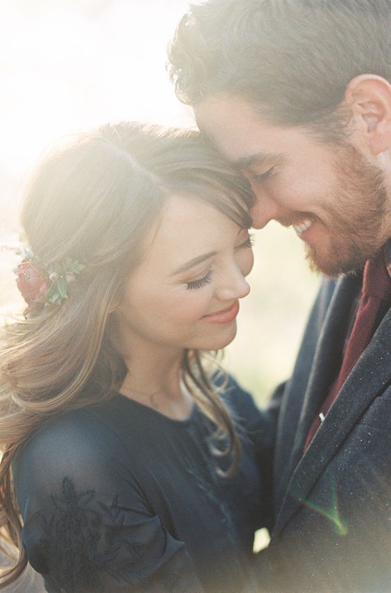 A Collection of Adorably Charming "Forehead Bump Photos" from Abroad That Will Make You Swoon♡にて紹介している画像