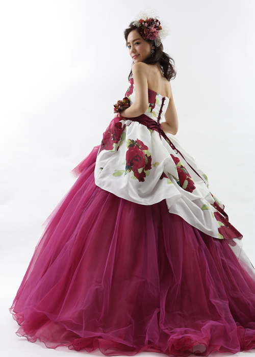 "Affordable Rentals Under 100,000 Yen! All Dresses from 'Chiffon' Shop are Adorably Cute ♡"にて紹介している画像