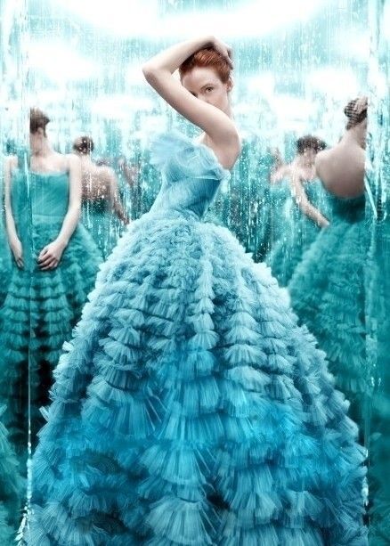 Purely Cute Reimagining: A Romantic Light Blue Wedding Dress Collection ♡にて紹介している画像