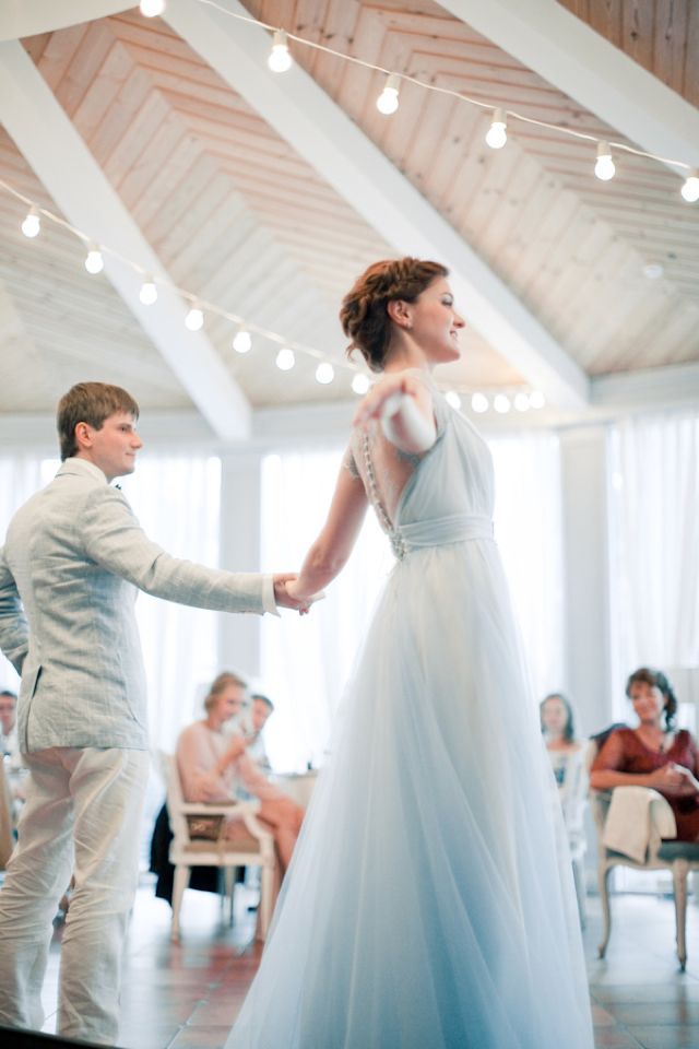Purely Cute Reimagining: A Romantic Light Blue Wedding Dress Collection ♡にて紹介している画像