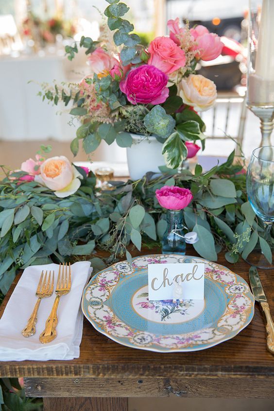 10 Romantic Guest Table Decorations Inspired by Stylish Overseas Weddings ♡にて紹介している画像