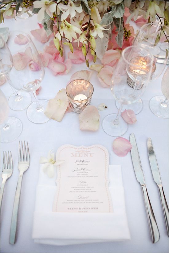 10 Romantic Guest Table Decorations Inspired by Stylish Overseas Weddings ♡にて紹介している画像