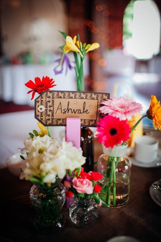 席札やエスコートカードにするとおしゃれ♡海外ウェディングで定番の『ラゲッジタグ』の結婚式活用法まとめ＊にて紹介している画像