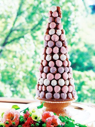 フランスの伝統的ウェディングケーキはコレ♡塔の上のラプンツェルみたいな『クロカンブッシュ』が気になる♡にて紹介している画像