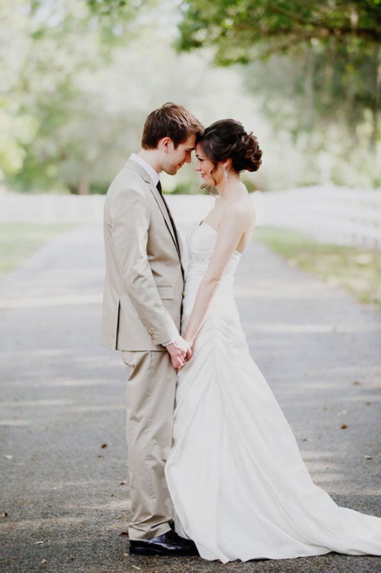 One of the Most Romantic Wedding Ceremonies: Do You Know About the Overseas Custom of 'First Look'? ♡✳︎にて紹介している画像