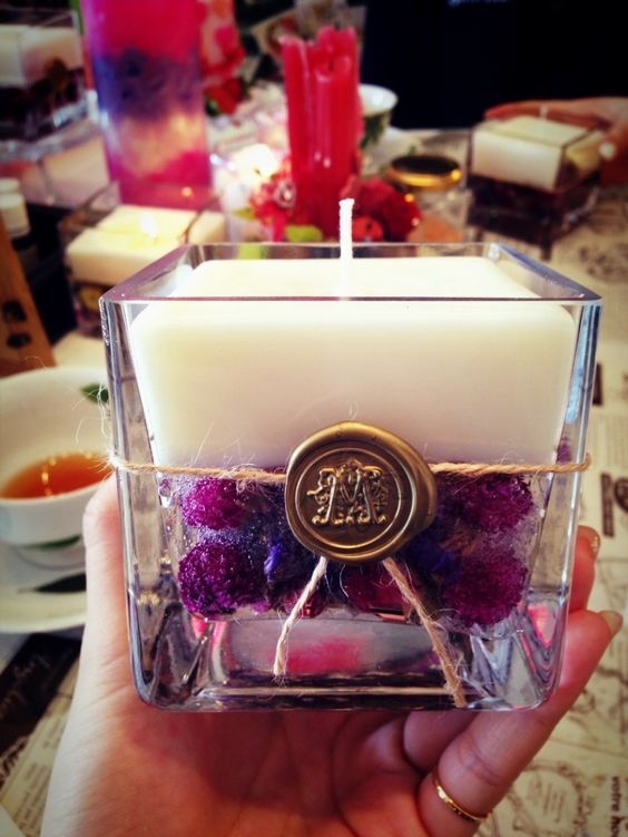 ＼まさかこれがロウソクだなんて！／ アイデア溢れる可愛い『ウェディングキャンドル』１０選♩にて紹介している画像