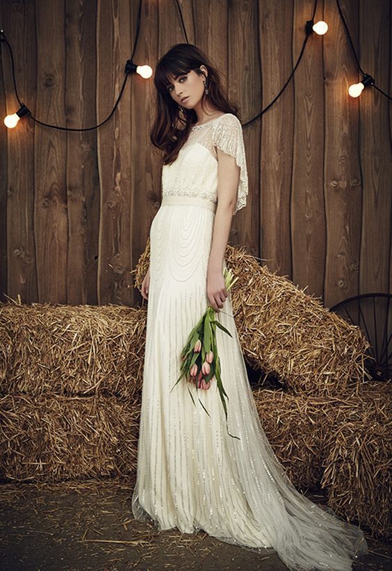 とろみのある質感がやみつきになる♡『ジェニー・パッカム』のラグジュアリーなドレス特集♡にて紹介している画像