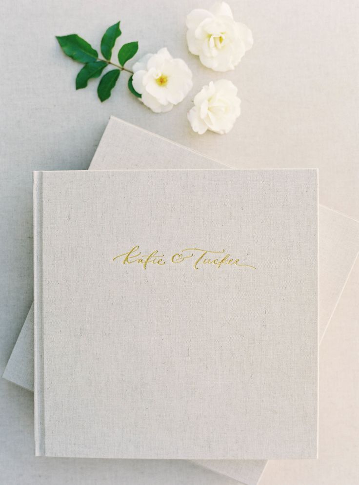 思い出を一冊の本に♡タイプ別ウェディングフォトアルバムCollection♡にて紹介している画像