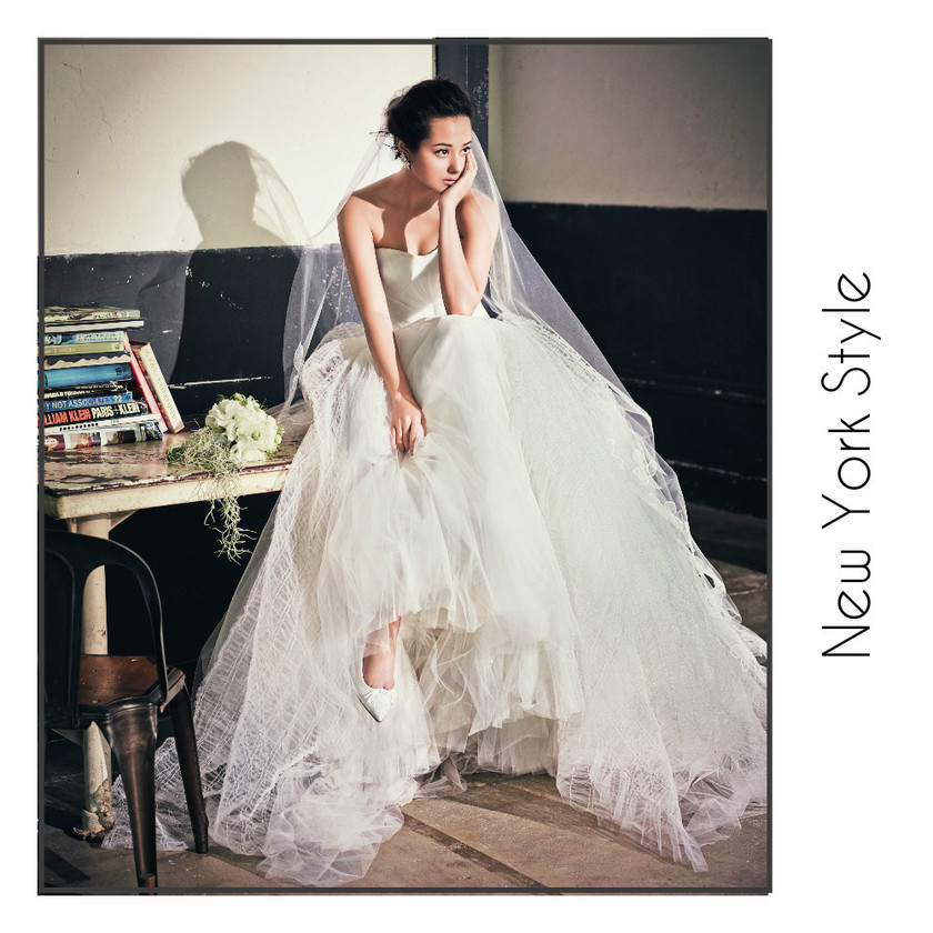 ＼ヘアアレンジにも注目！／N.Y.style派 VS. Paris style派のドレス着こなし3回勝負！にて紹介している画像