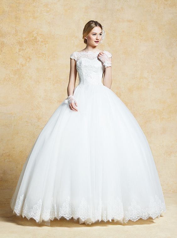 きっと、運命の一着が見つかる♡【可愛い雰囲気】好きなら絶対に着ておきたいインポートドレス10選＊*にて紹介している画像