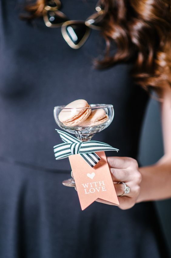 귀엽게 꾸민 특별한 잔♡ 건배 잔 장식 아이디어 모음＊にて紹介している画像