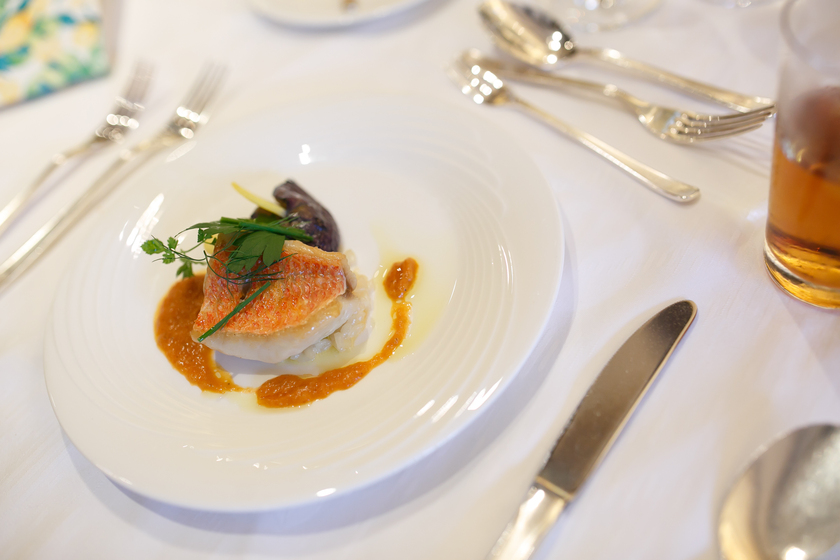 "Wedding Budget Diaries: The Two Key Aspects I Focused On as a Bride"にて紹介している画像