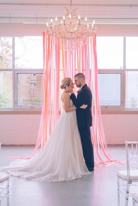 "Chic Wedding Ideas from Abroad That You'll Want to Add to Your Wedding Notebook ♡"にて紹介している画像