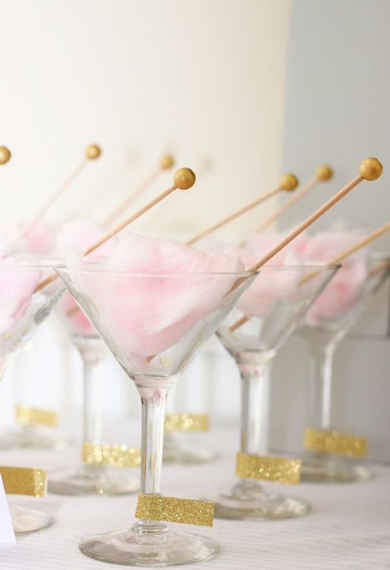 ふわふわ可愛い世界にご招待♡結婚式での『コットンキャンディー（綿菓子）』の活用アイディアまとめ＊にて紹介している画像