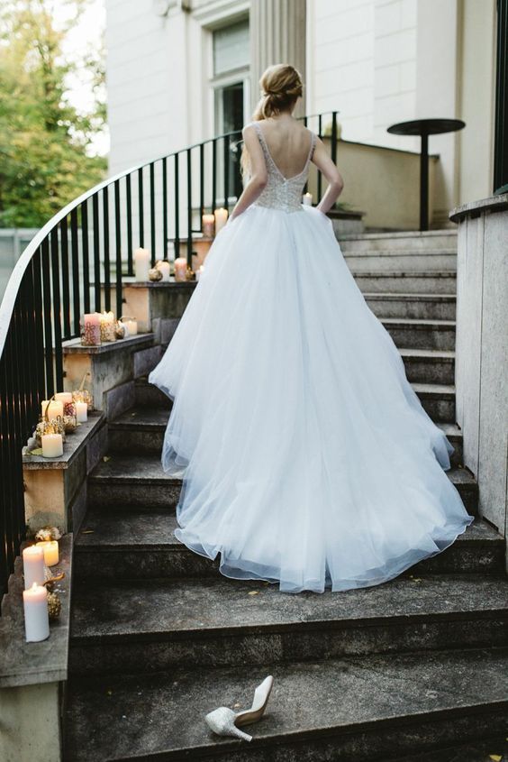 Capturing the Most Beautiful Moments: The Perfect Guide to Creating Your Dream Bride Shots♡にて紹介している画像