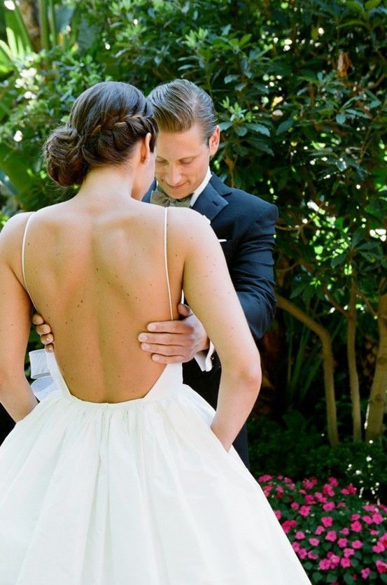 写真追加【ウェディングドレス】背中見せ バックスタイル 前撮り 結婚式 写真追加【ウェディングドレス】背中見せ バックスタイル 前撮り
