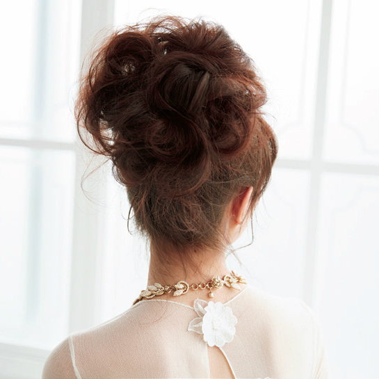 Popular Hairstylist Shares the Latest Bridal Hair Trends! 5 Sweetly Noble Hair Arrangements by Satashi Nifuda*にて紹介している画像