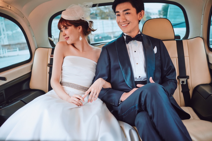 "Don't Forget to Match with the Groom! Effortlessly Perfect: Our Stylish Couple Coordination Tips☆"にて紹介している画像