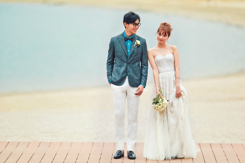 "Don't Forget to Match with the Groom! Effortlessly Perfect: Our Stylish Couple Coordination Tips☆"にて紹介している画像