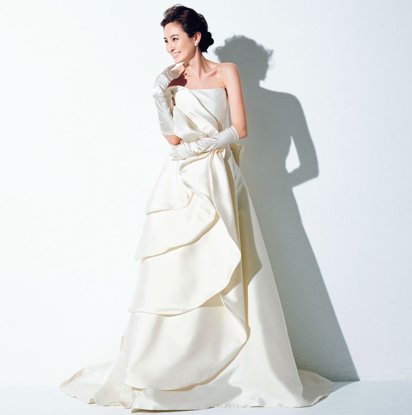 "Finally Found It! / 10 Salons Where You Can Become the Princess You've Always Dreamed Of with Classic Dresses ♥"にて紹介している画像