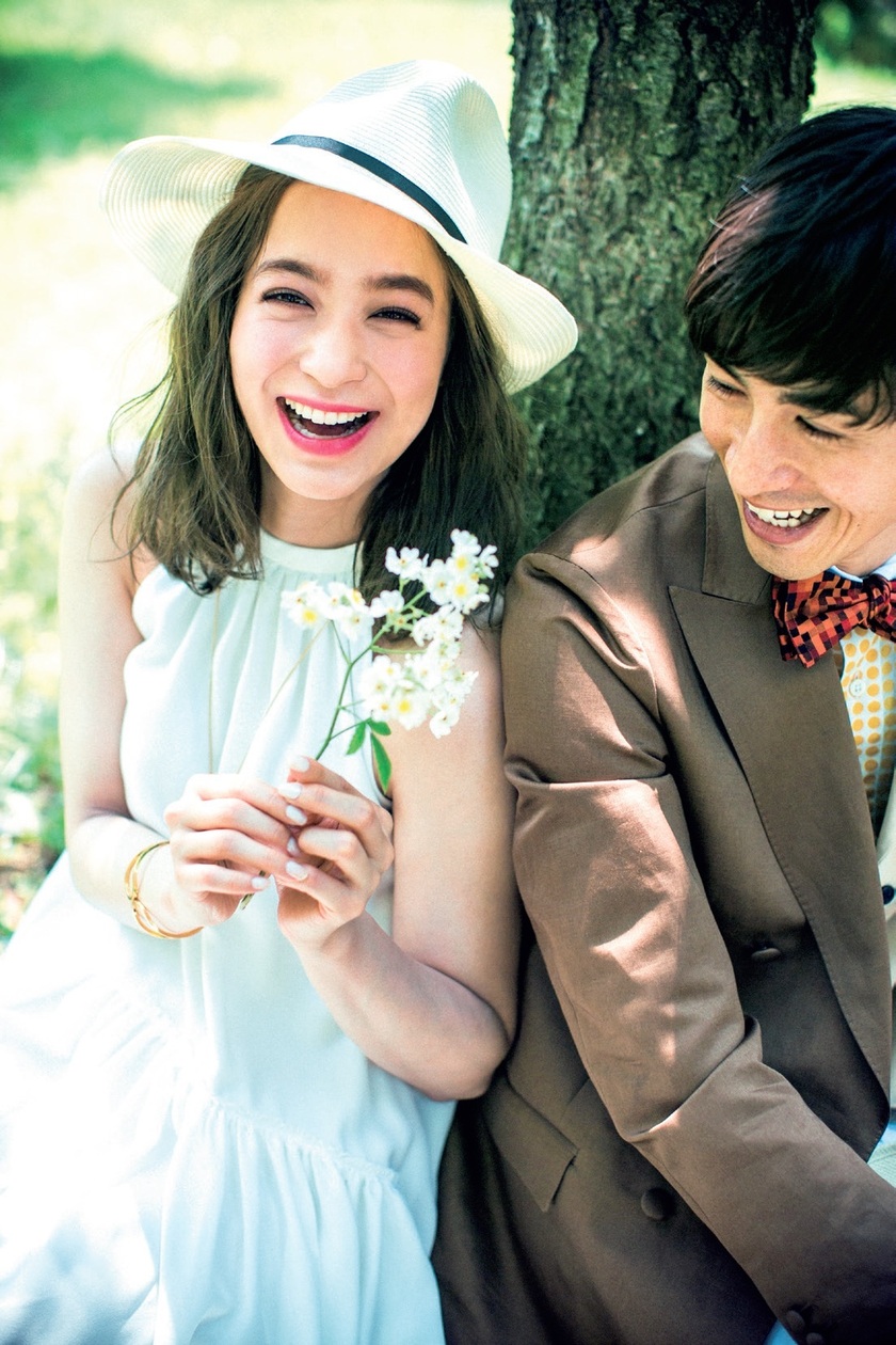 Escape from the Wedding Venue: A Collection of Inspiring Couple Photos for Your Photo Tour!にて紹介している画像