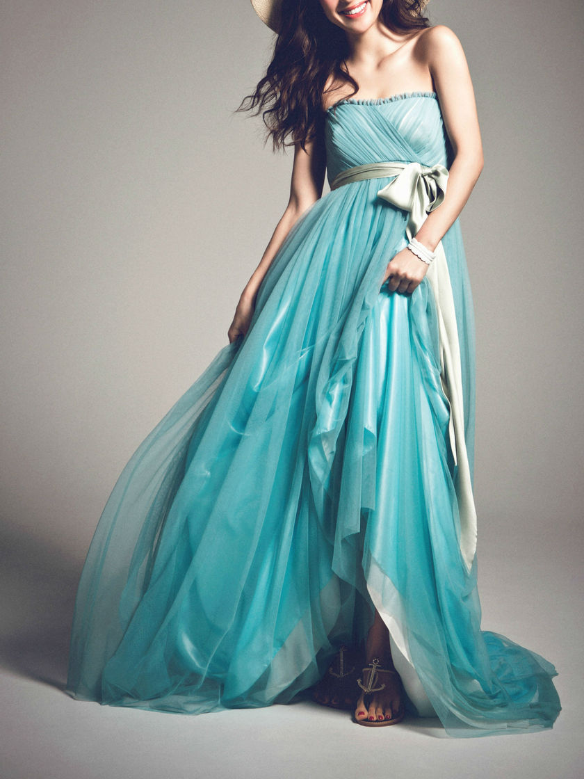 "Transform Your Look: Essential Styling Tips for a Stunning Outfit Change That Captivates Guests*"にて紹介している画像